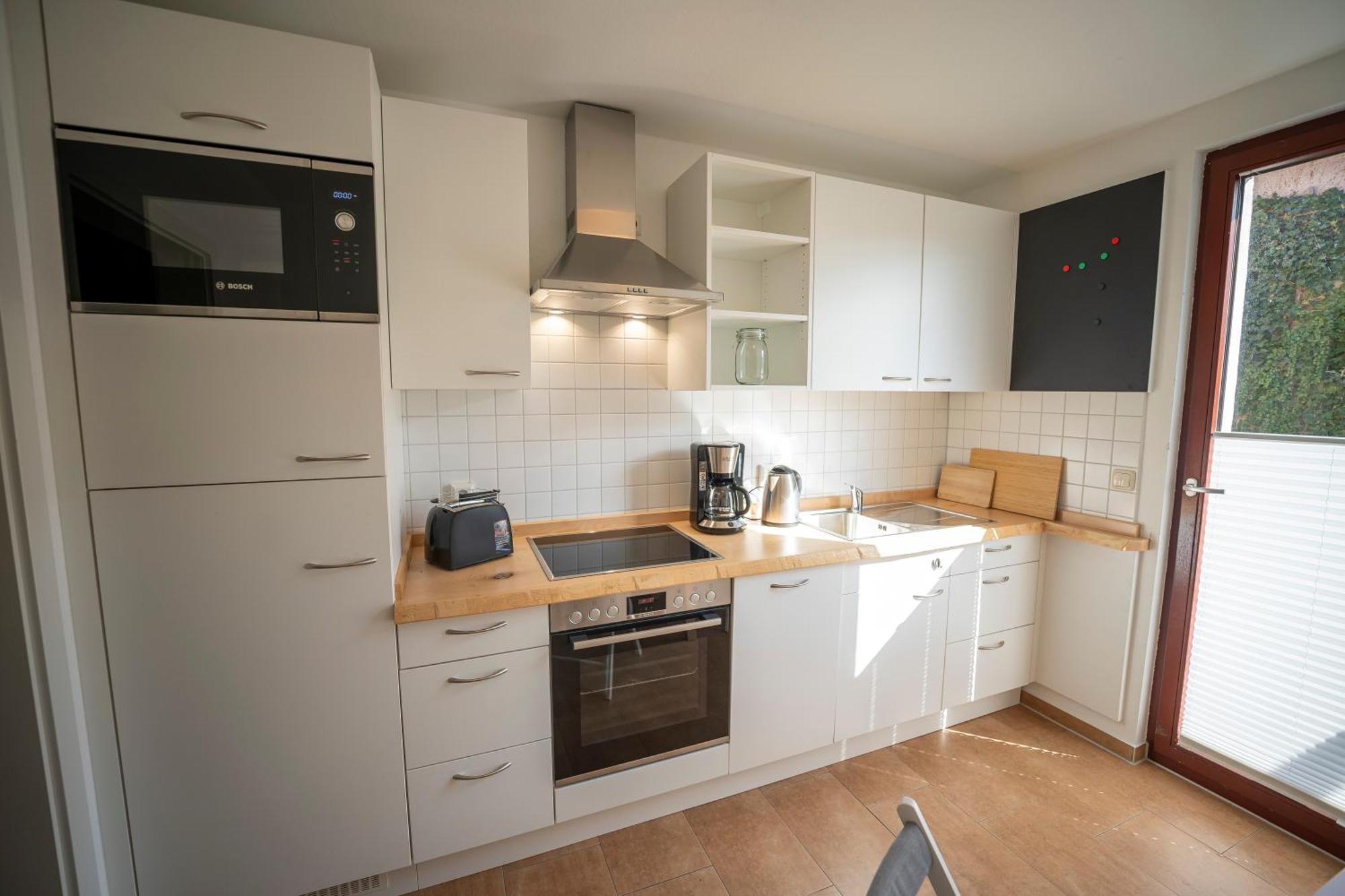 Haus Unterm Mammutbaum - Elberadweg Apartment Magdeburg Bagian luar foto