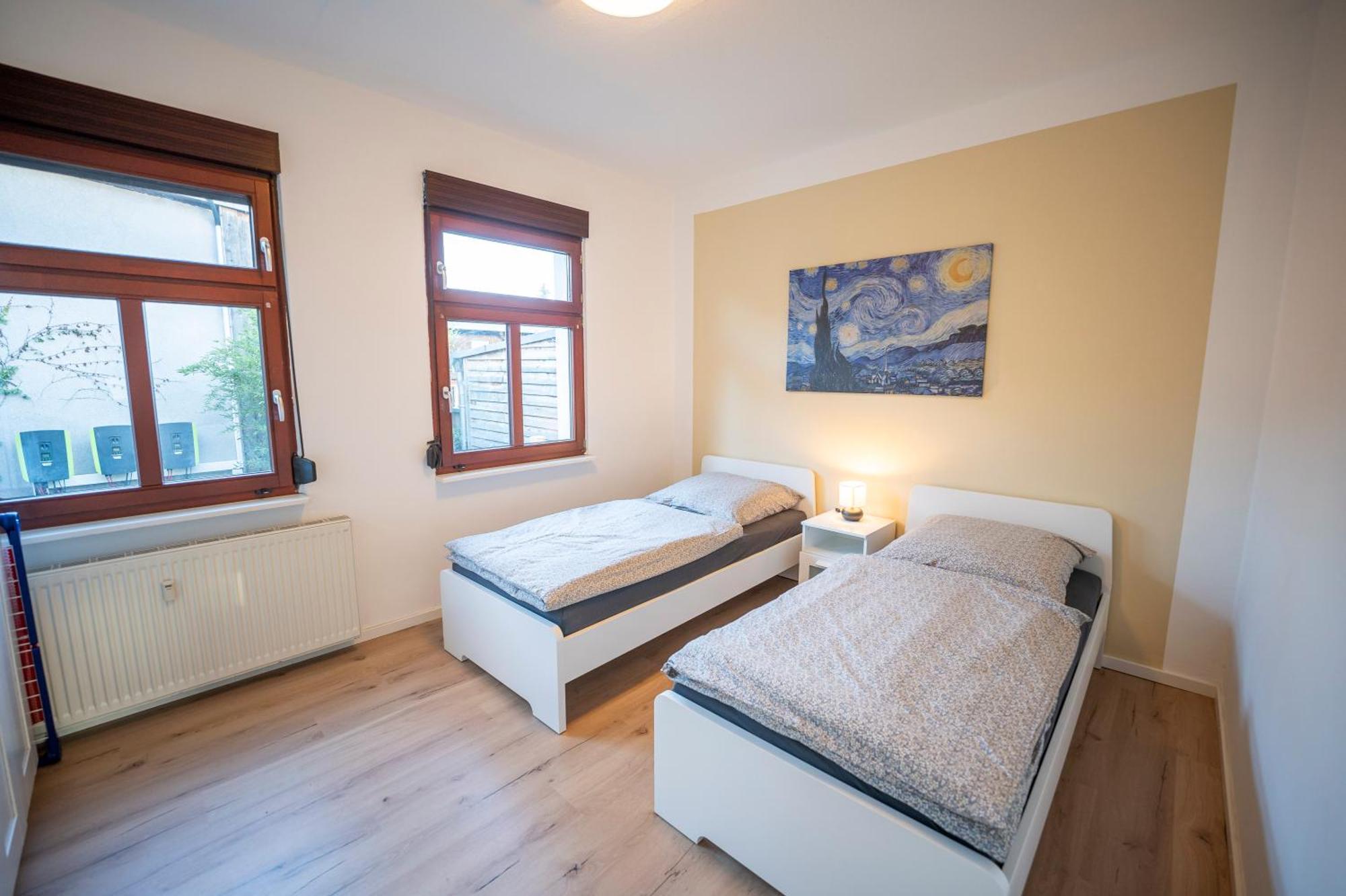 Haus Unterm Mammutbaum - Elberadweg Apartment Magdeburg Bagian luar foto